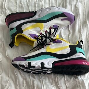 Nike Men’s Air Max 270 React